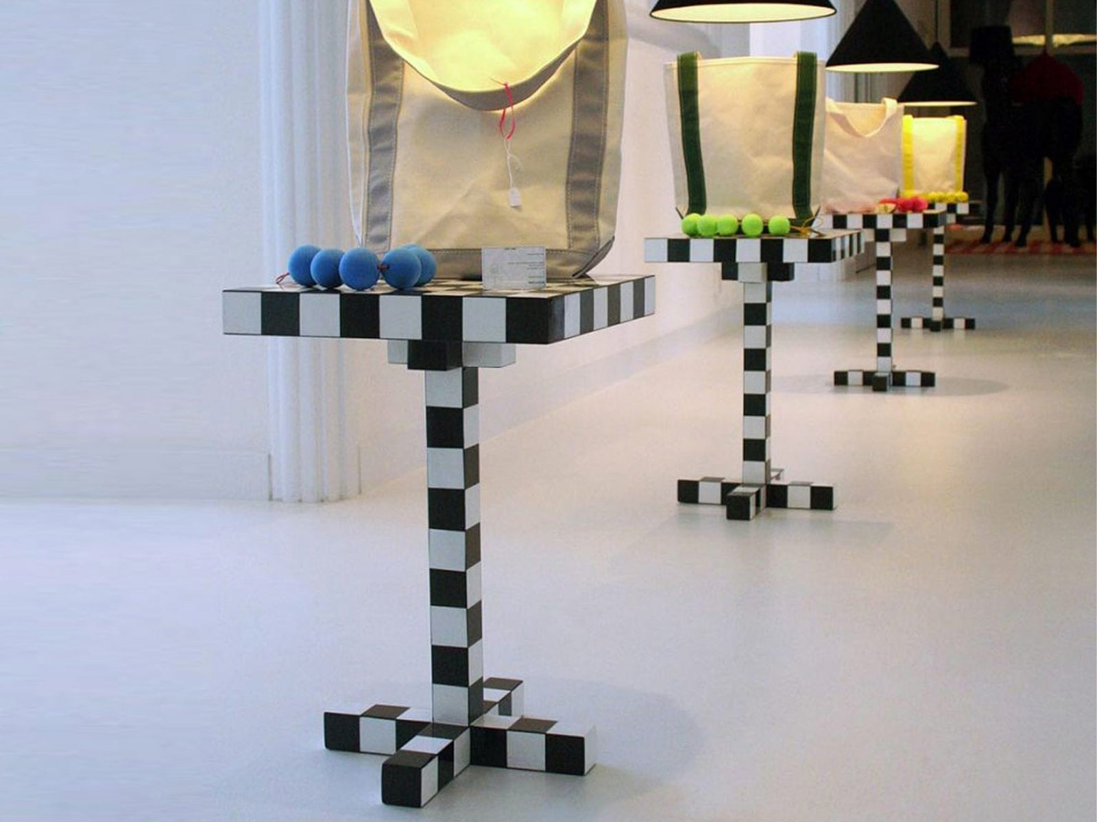 Стол Chess Table