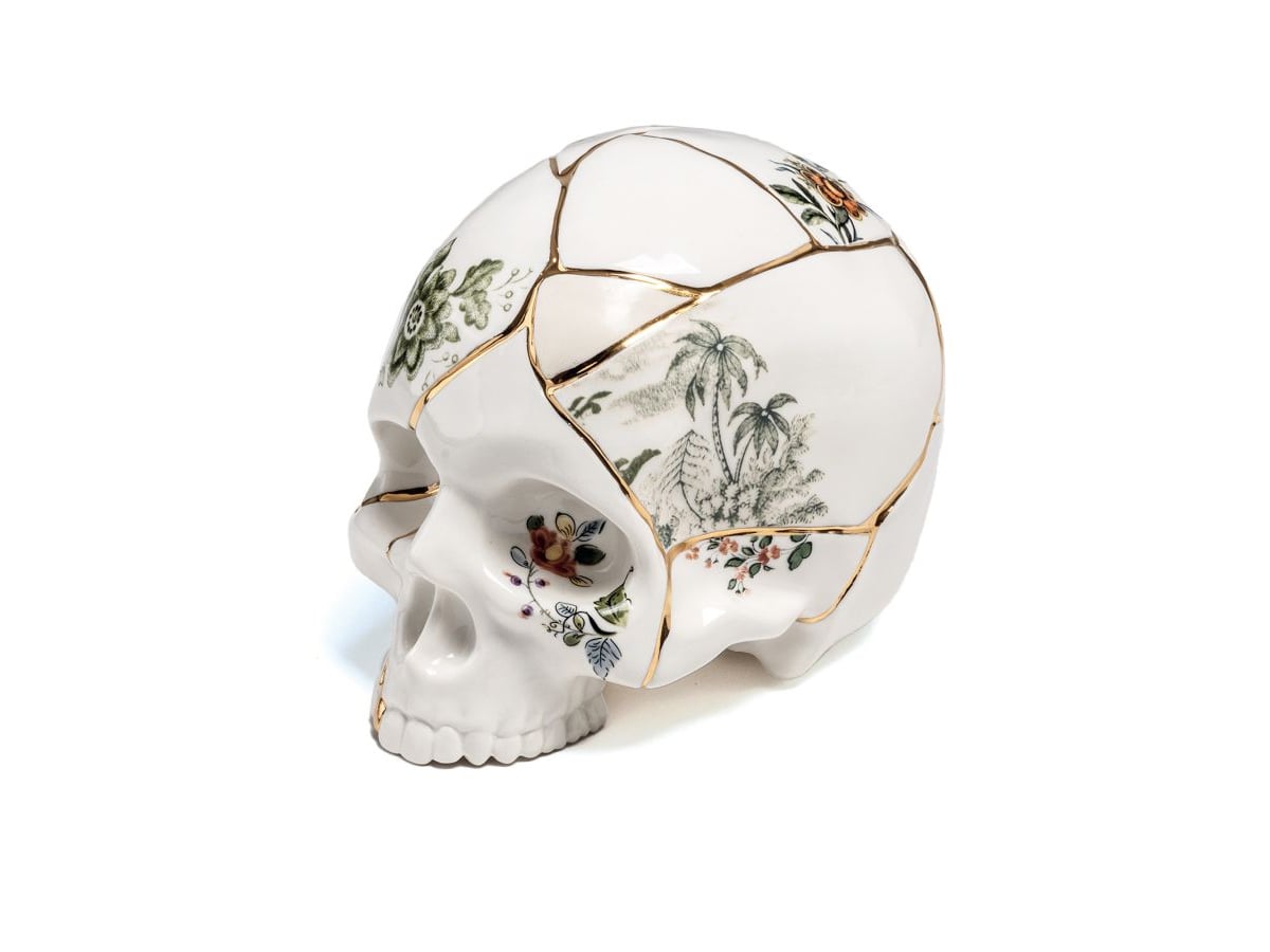 Предмет декора Kintsugi Skull