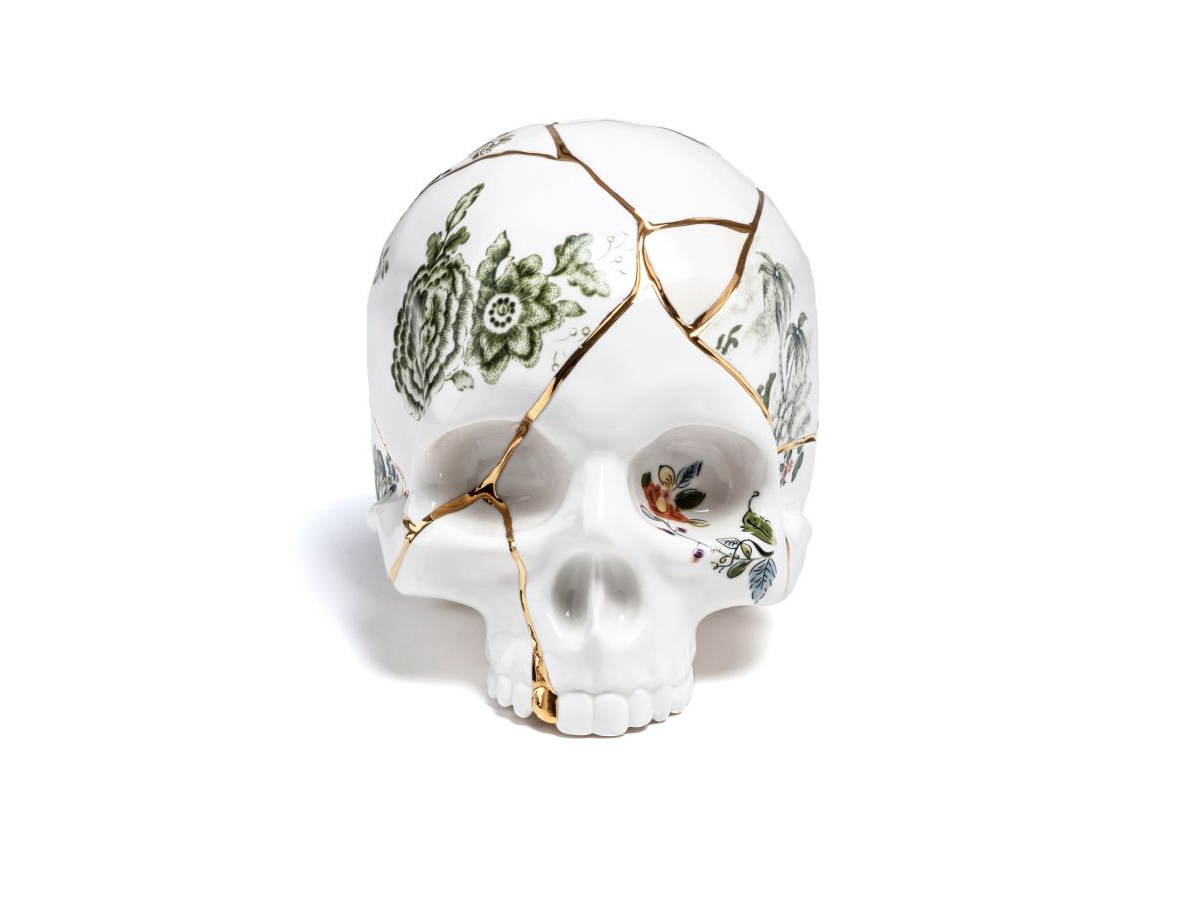 Предмет декора Kintsugi Skull