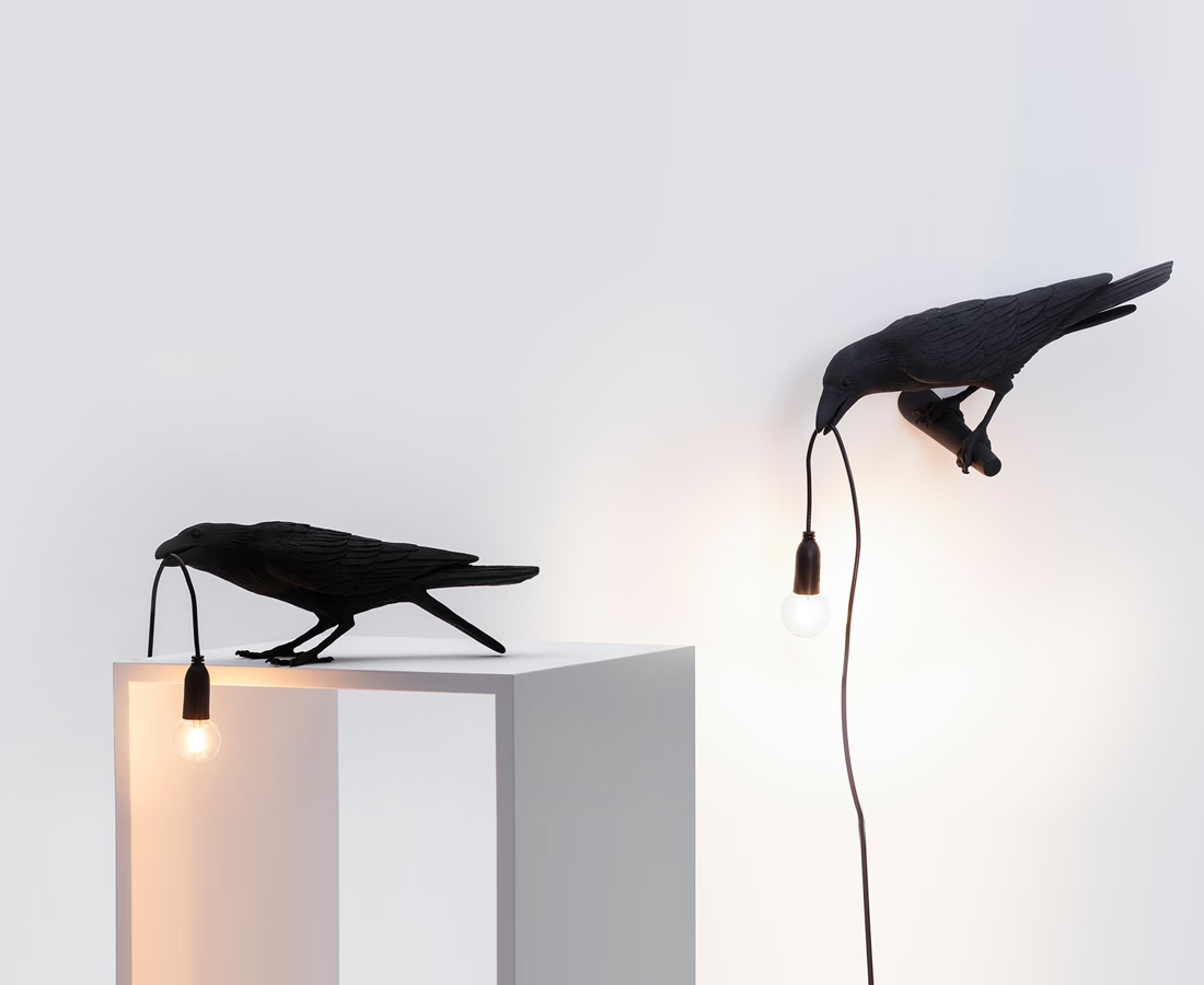 Бра Bird Looking Right для улицы