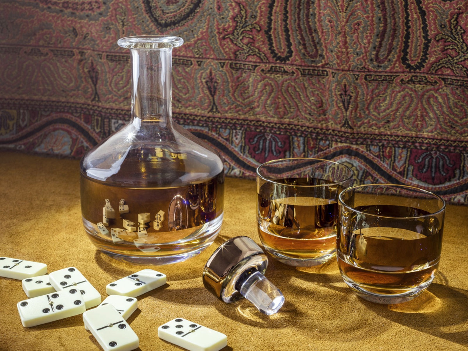 Декантер Tank Whiskey