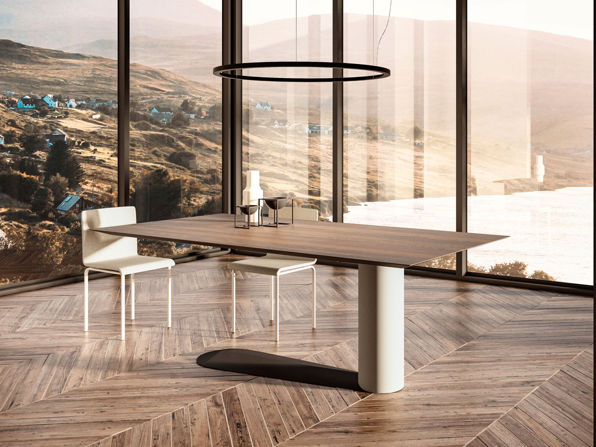Стол Bold Haywood/Mandorla