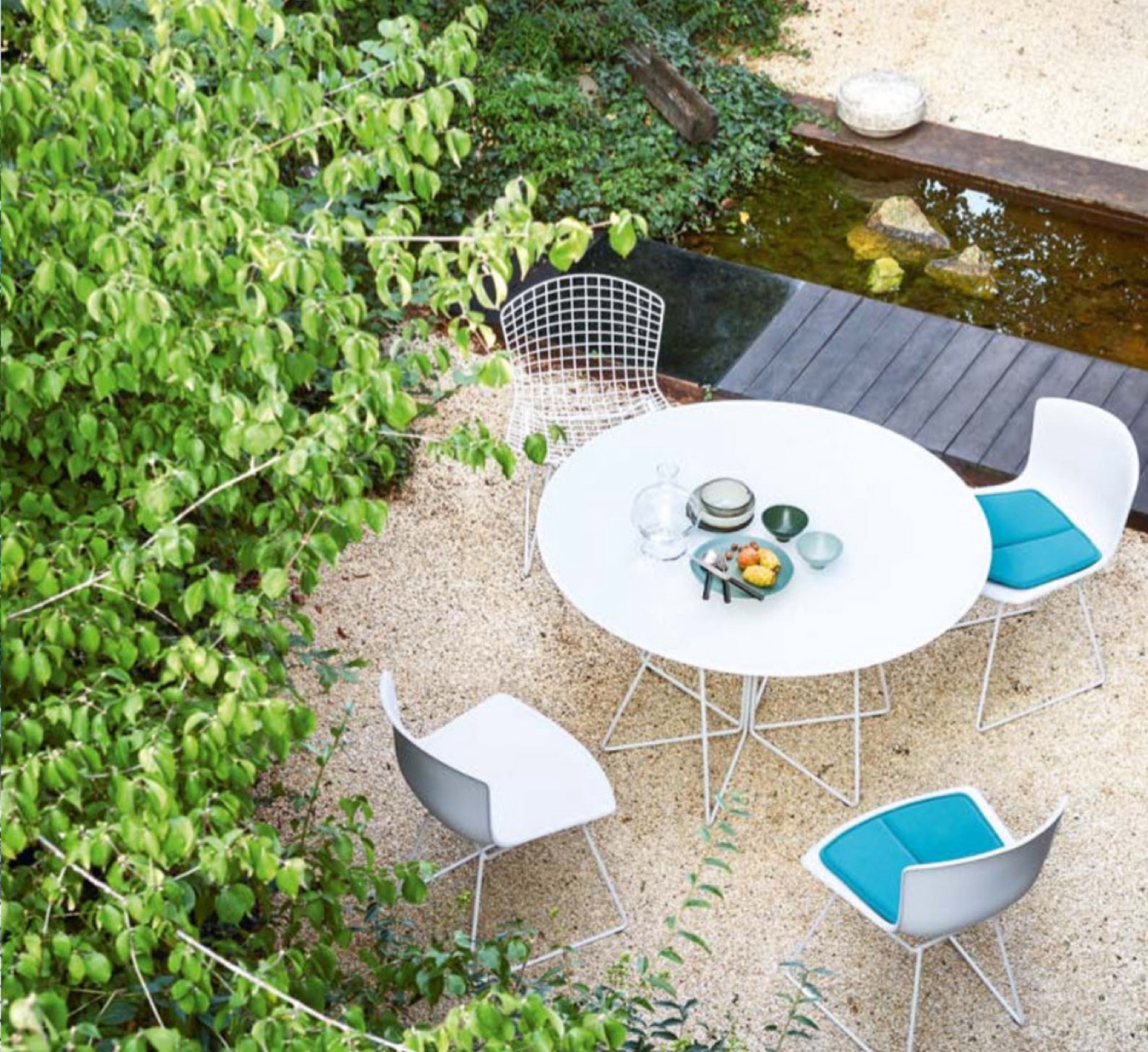 Стул Bertoia Outdoor Side Plastic